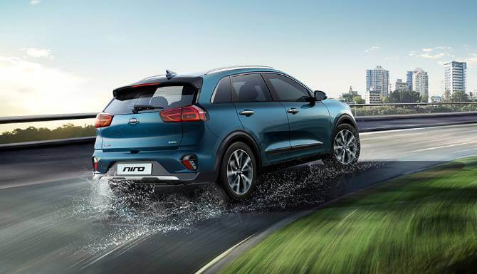 https://www.clarksofkidderminster.co.uk/assets/media/kia_niro_my20_esc_960x720_02.jpg
