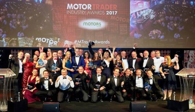 MOTOR TRADER AWARDS 2017 - SUZUKI NAMED AS CAR MAKER OF THE YEAR