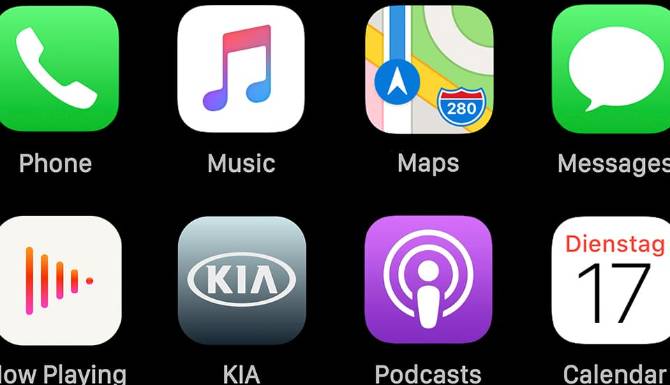 Android Auto™ and Apple CarPlay™ https://www.clarksofkidderminster.co.uk/assets/media/stonic_features_5_02.jpg